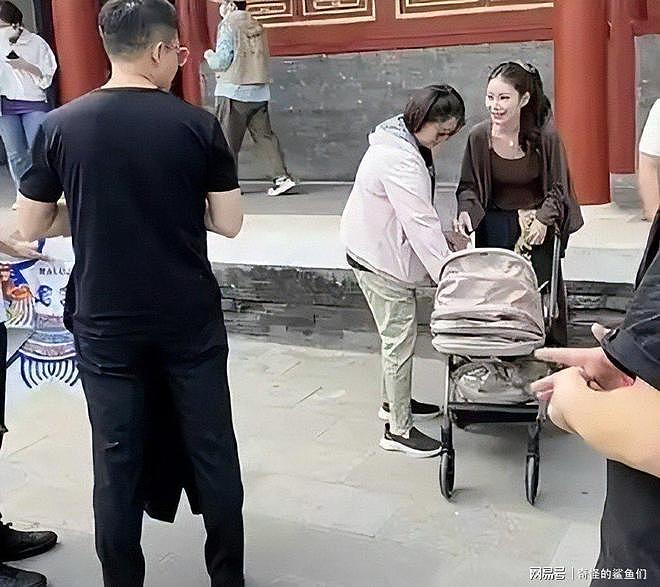 汪宝给汪小菲准备父亲节礼物！刷妈妈卡买7万表，玥儿霖霖在台北 - 23