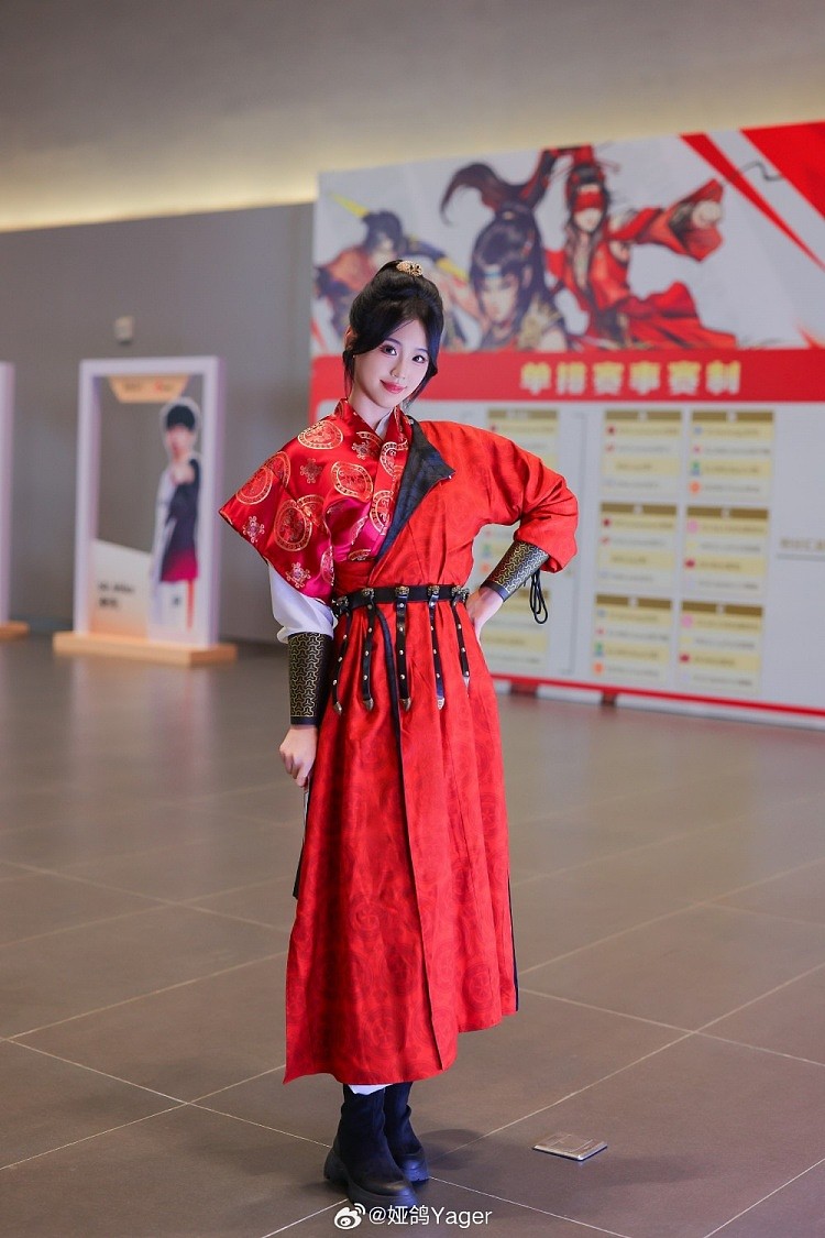 永劫女主持Yager晒照：给外国选手们来点中式美学的震撼 - 8