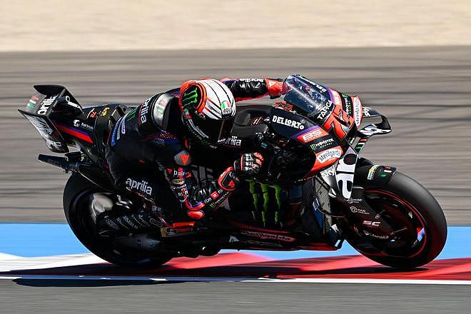 MotoGP荷兰站：贝泽奇包揽周五练习赛头名，阿普利亚一二带回 - 1