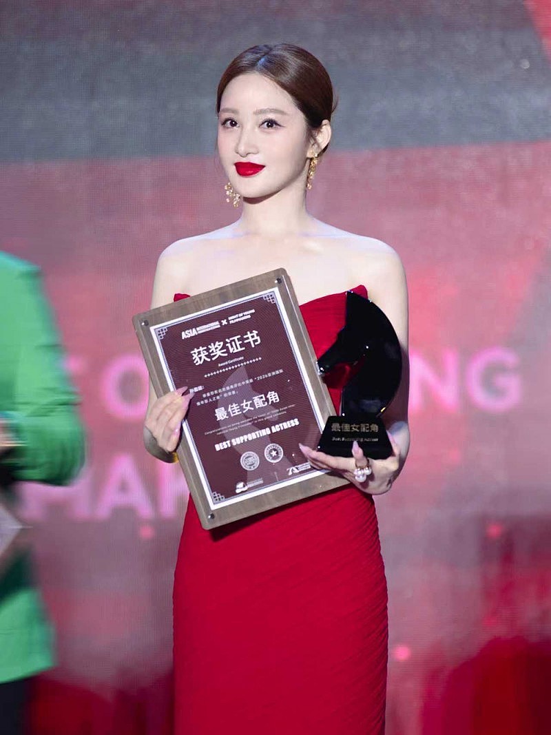 孙嘉璐出席亚洲国际青年影人之夜 获最佳女配角奖 - 2
