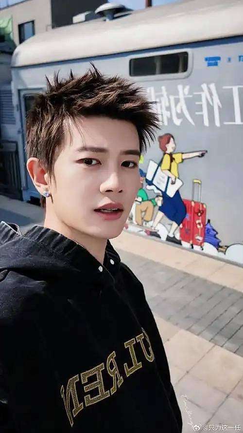 罗云熙陷无戏可拍窘境!从古装顶流到演唱会救场,演员路在何方? - 18