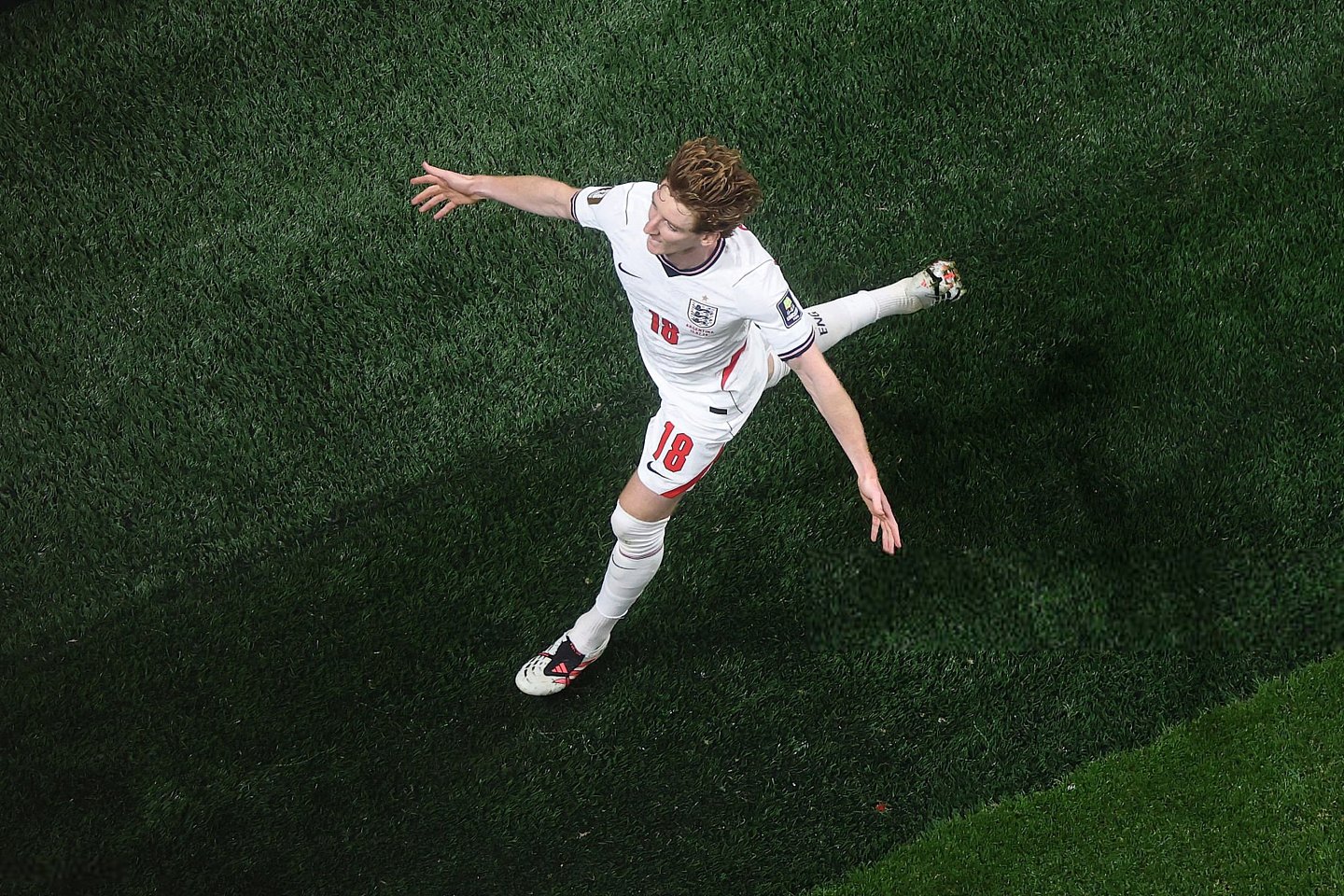 英格兰1-0领先阿根廷！戈登后点包抄破门 - 2