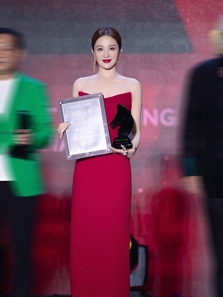 孙嘉璐出席亚洲国际青年影人之夜 获最佳女配角奖 - 5
