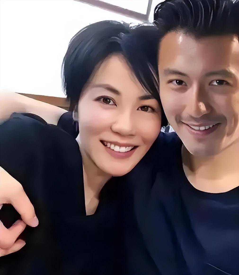 25年！谢霆锋为何对王菲一直不离不弃？爱的理由竟如此简单 - 7