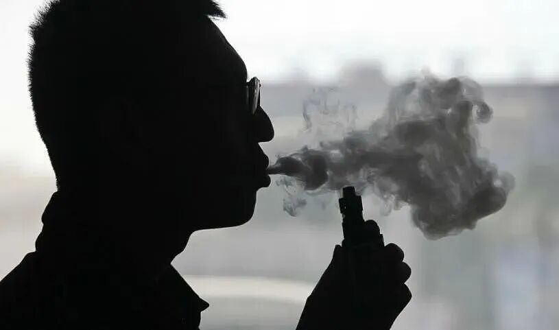 华人带“土特产”回国,刚下飞机就被拷走!大使馆警告:有这个单词的商品千万别带回国!(组图) - 2