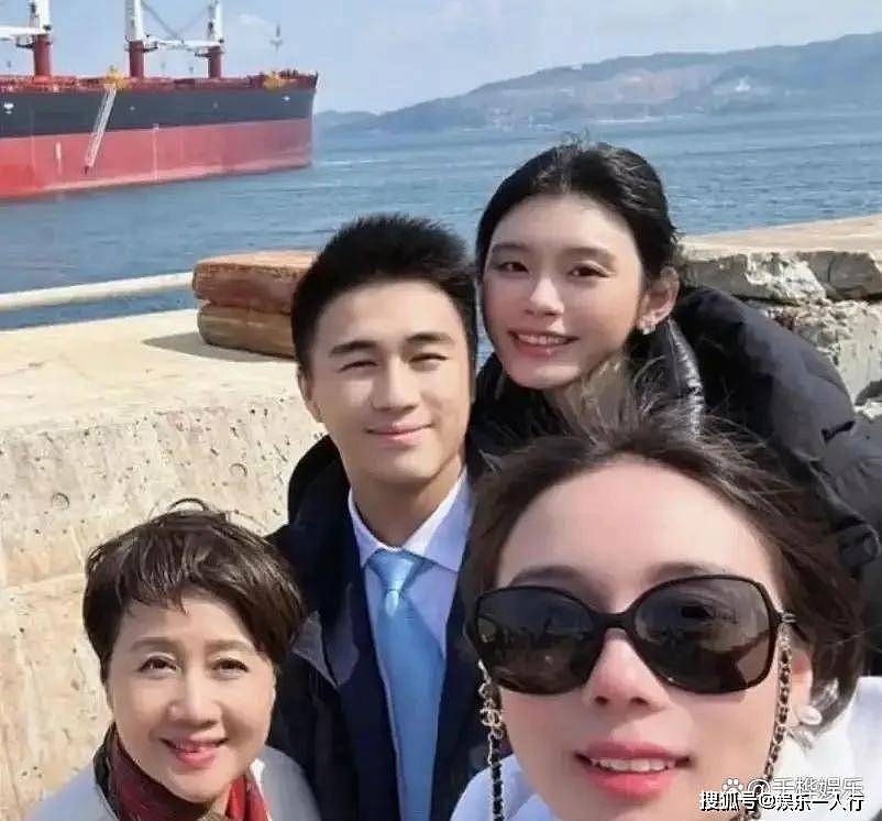 强强联手!奚梦瑶和梁安琪在香港买豪宅,婆媳斥资1.68亿,同一层买了三套房 - 2