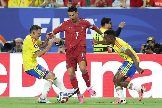 “32强世界杯”开战，几家欢乐几家愁？ - 7