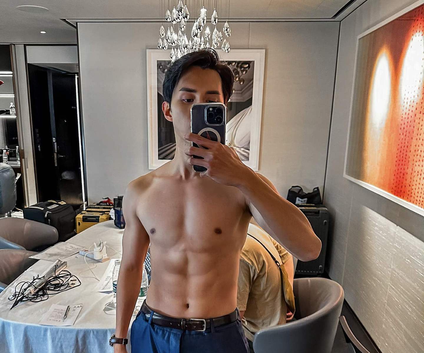 恭喜!TVB知名演员宣布即将结婚,对富婆未婚妻一见钟情 - 6