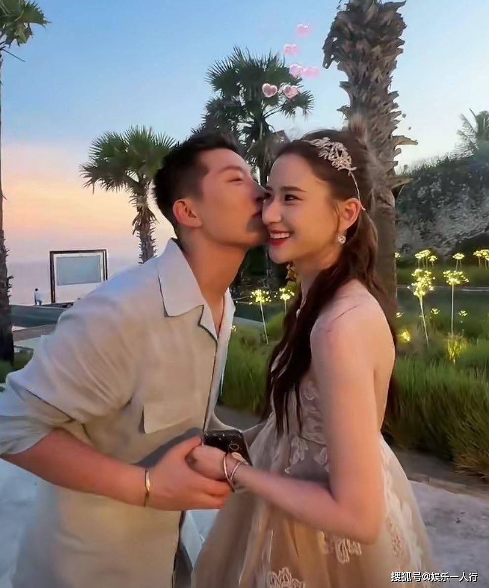 向太爆料都打不垮，被叫何窦氏3年后，窦骁用一句方言就让全网闭嘴 - 2