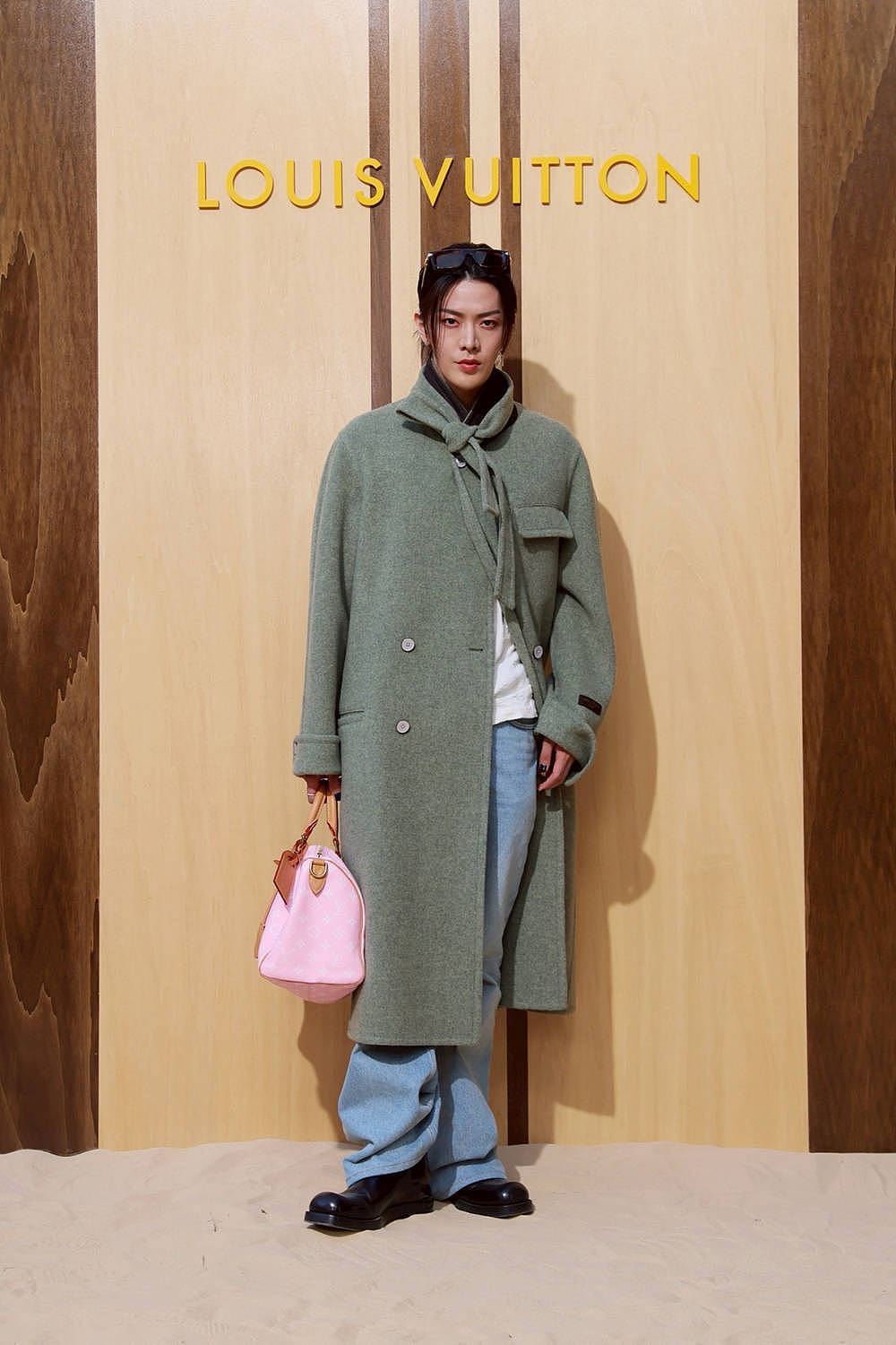 NCT在玹悠太今年也完美席卷欧洲时装周！闪耀Prada&Louis Vuitton大秀充分展现全球时尚ICON强大存在感 - 3