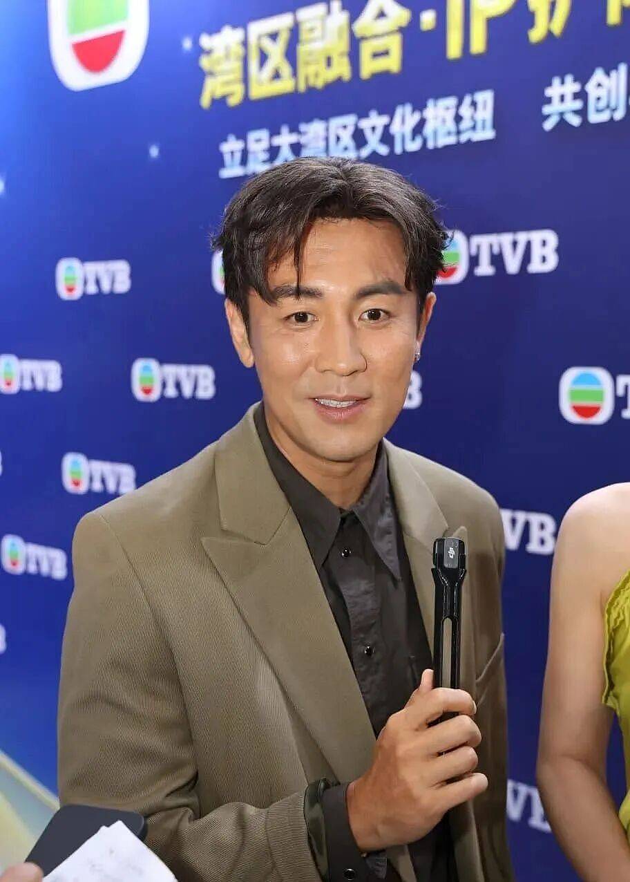 《新闻女王3》与外传有望开拍,tvb视帝想延续与佘诗曼感情线 - 3
