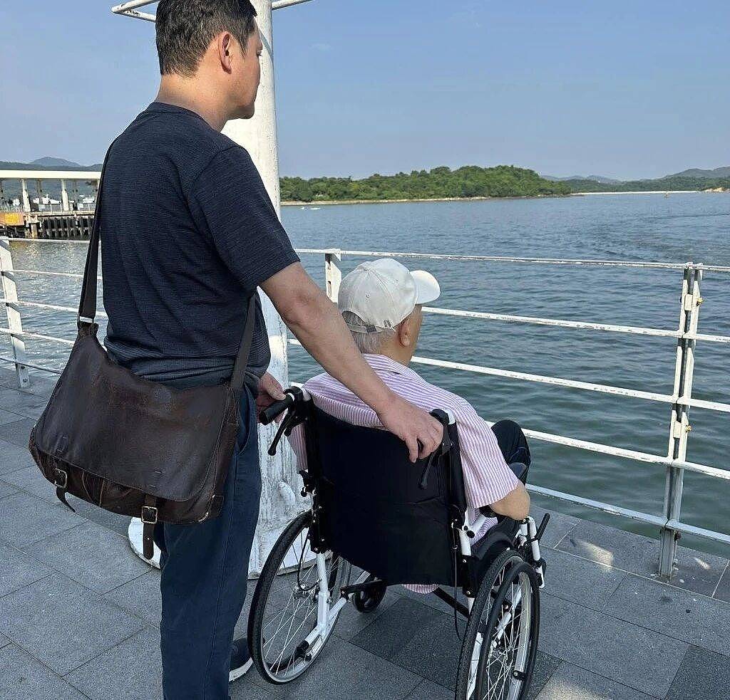 钟景辉离世！香港一代戏剧大师睡梦中安详的走了 - 4