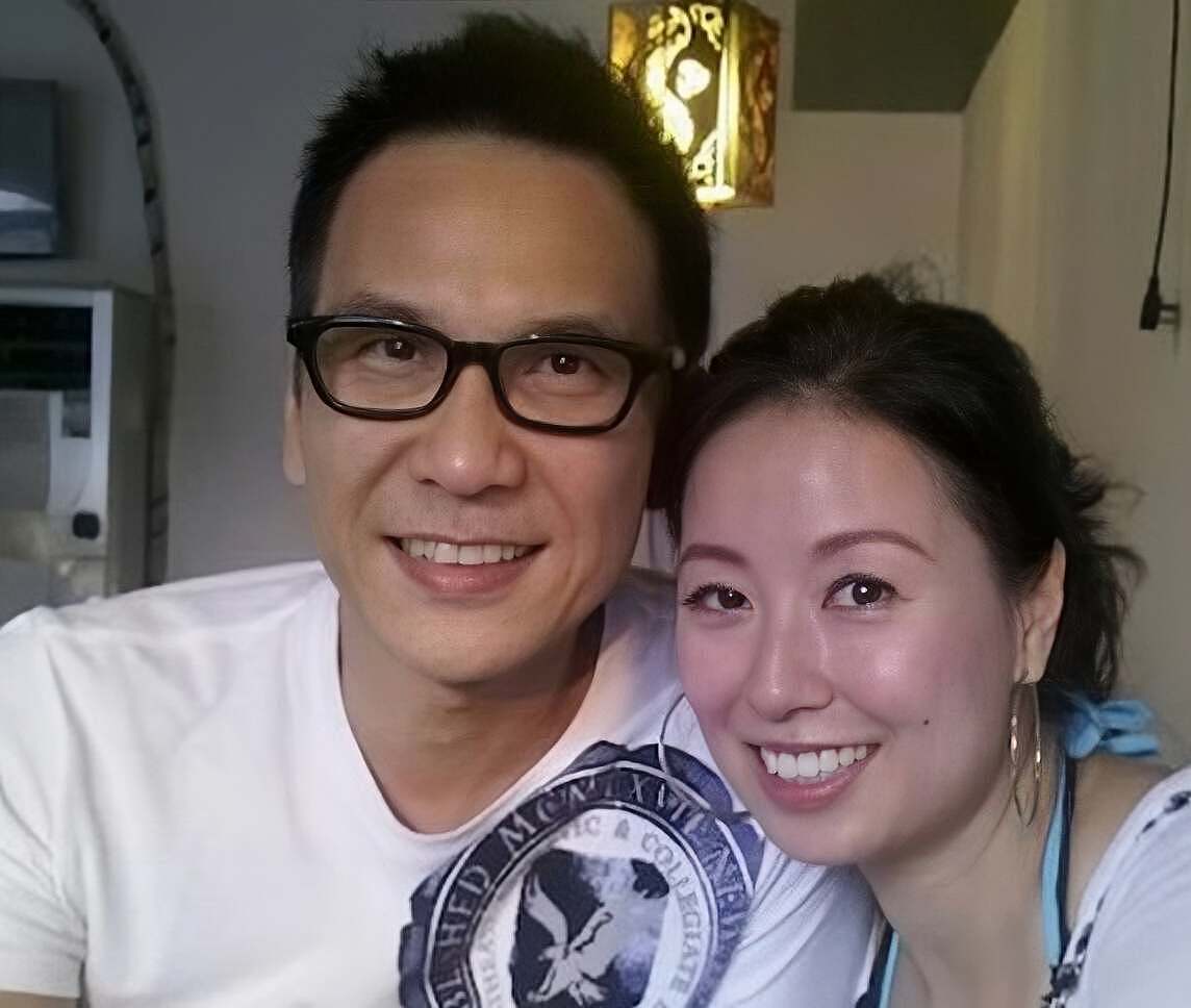 突发！香港知名演员自曝靠喝尿治疗抑郁症，婚后和妻子坚持丁克 - 9