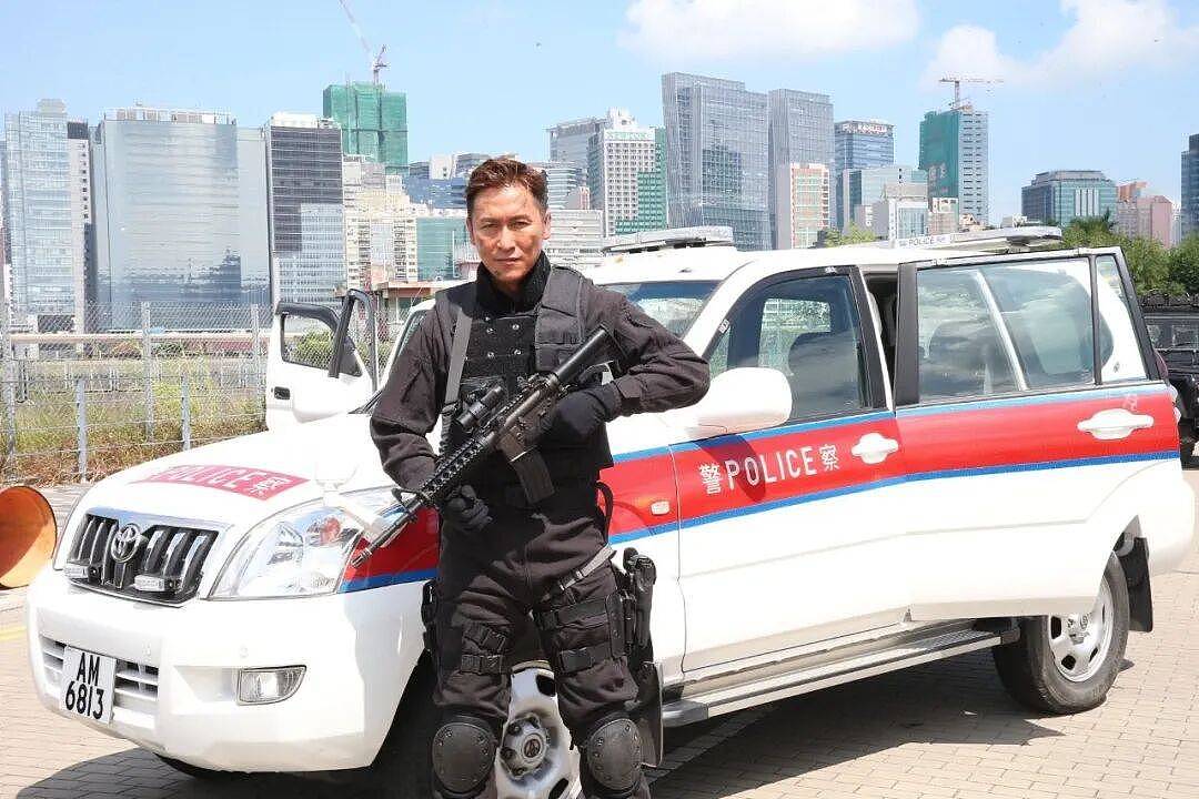 突发！TVB视帝突然入院，膝盖痛到寸步难行，致歉无法出席活动 - 6
