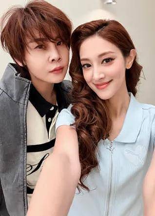 相差21岁被嘲“父女恋”，不被外界看好的他们婚后一直很幸福啊 - 13