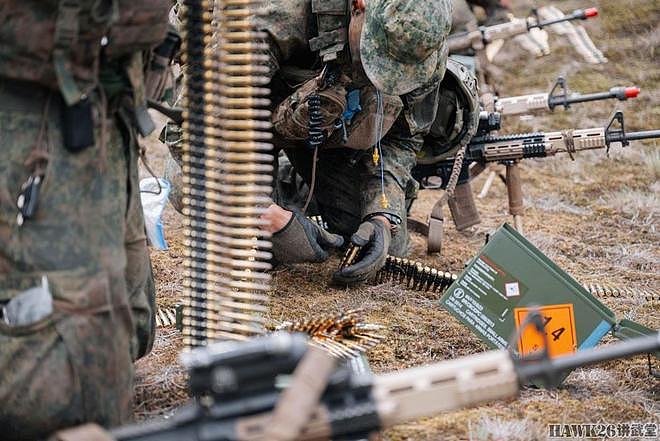 荷兰海军陆战队机枪手专业培训 FN MAG充当主力 具有突出代表性 - 2