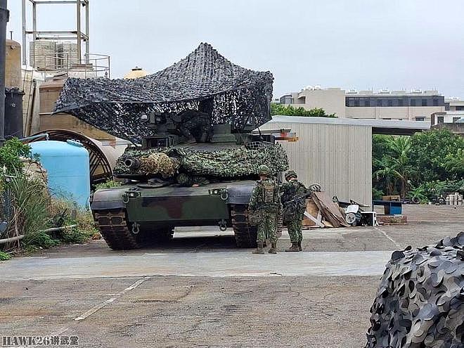 海外谈中国：M1A2T首次公开参与战备演习 伪装网的作用不容小觑 - 2
