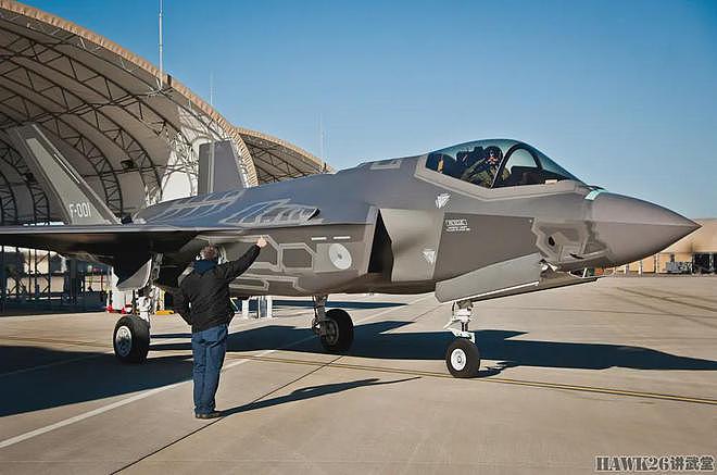 荷兰空军F-35A隐形战机降落芬兰公路 西欧各国相继提高战备水平 - 5