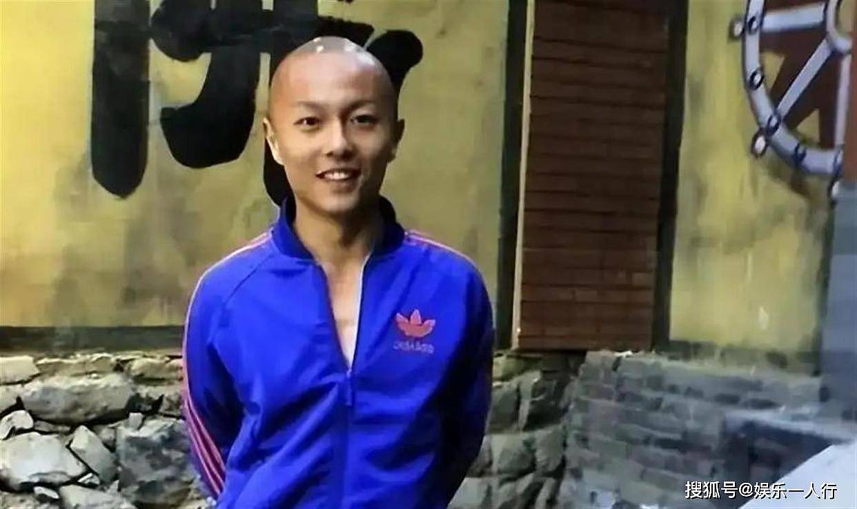将李连杰置于脚下，被周润发五千劝退，现今成网剧的支柱 - 11