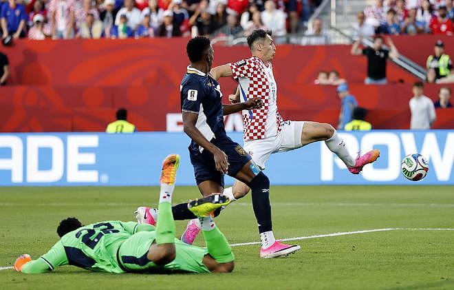 0-1！世界杯第5支出局队诞生：460万人口小国0球0分5连败 - 4