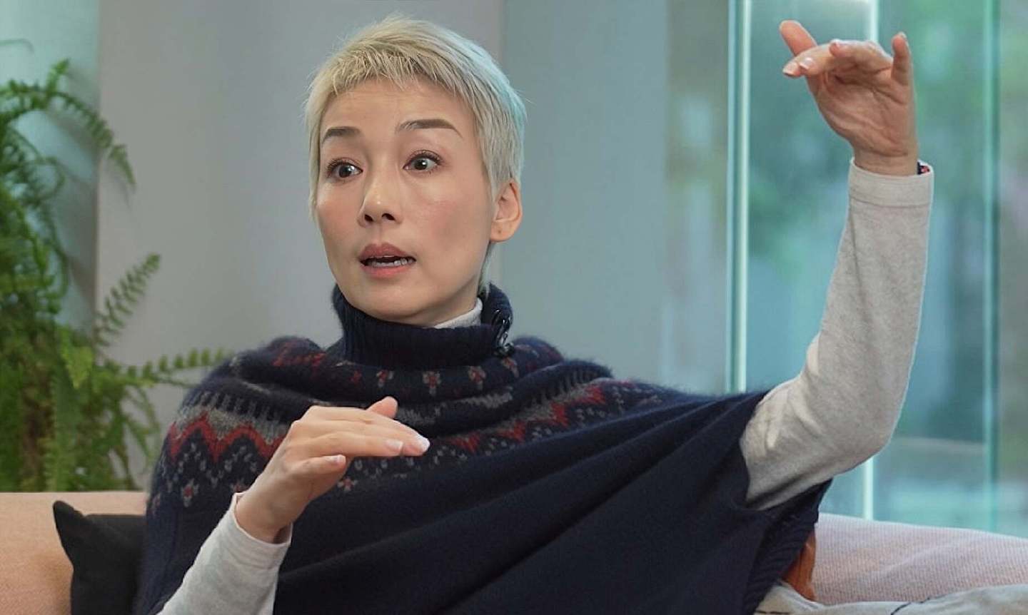 香港知名演员转型拍短剧,网友质疑遭降格,拿下视后两年无剧可拍 - 8