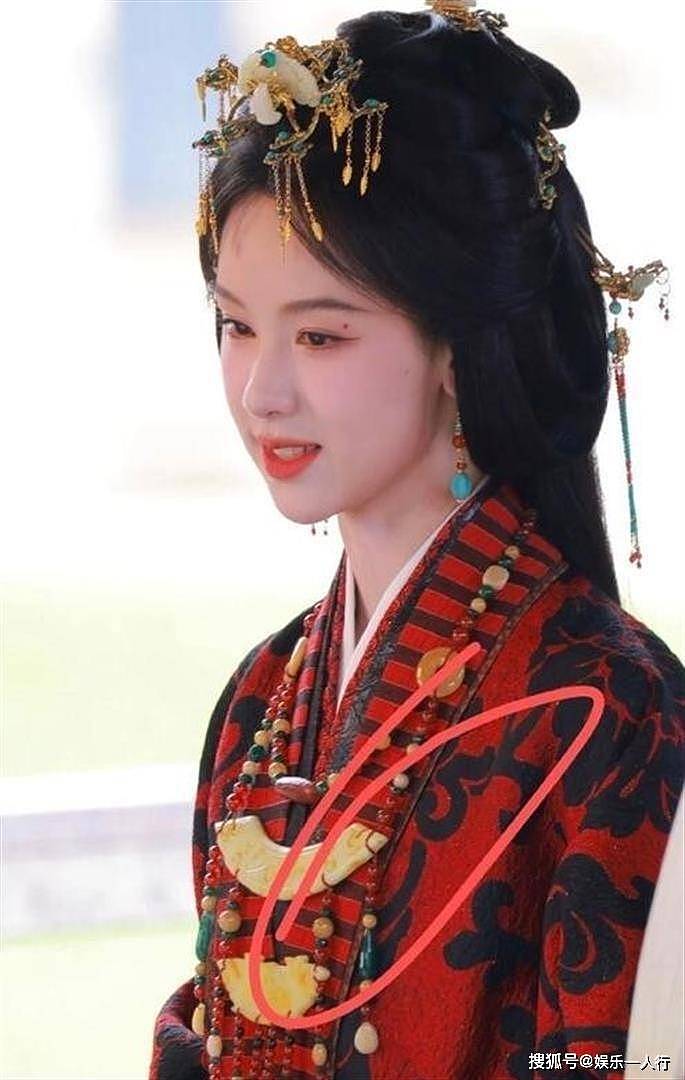 女演员切勿整容,白鹿〈莫离〉vs陈都灵〈翘楚〉,高清镜头把内娱遮羞布撕下来了 - 16