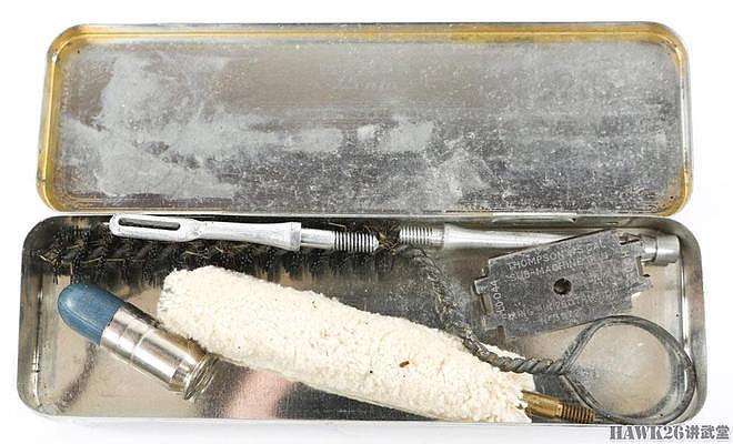 细看：M1921A1汤姆森冲锋枪 附送原装FBI蓝色天鹅绒内衬硬质枪盒 - 24