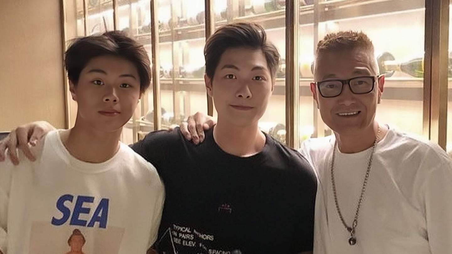 香港知名演员花光积蓄，送俩儿子出国留学，前妻因抑郁烧炭自杀 - 3