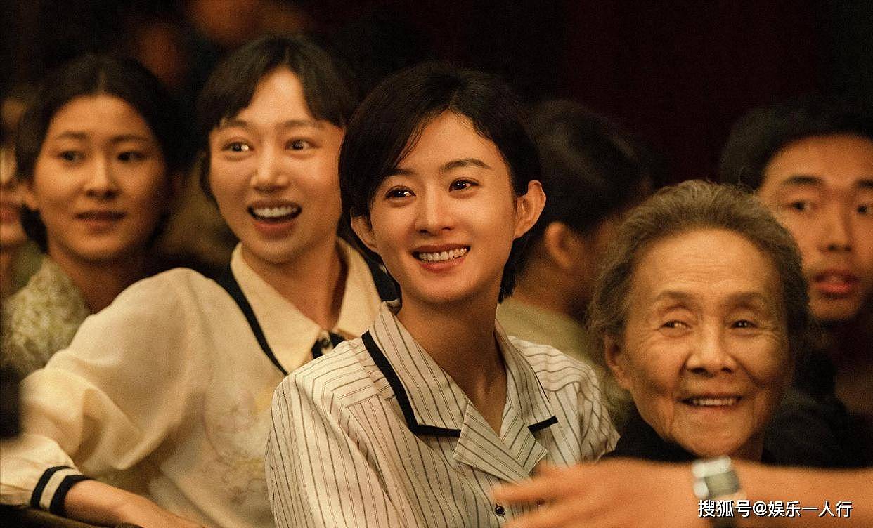 百花奖入围名单惹争议!呼声最高的5位全落选,肖战 赵丽颖令人太意外 - 1