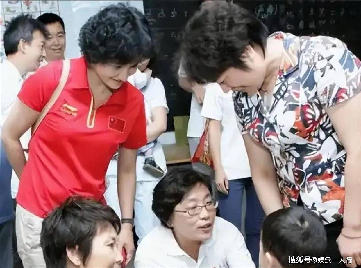 宁辛：22岁母逝父瘫，与丈夫分居22年无孩，她把“苦”字刻进了名字里 - 3