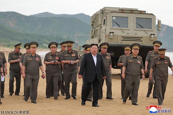 朝鲜领导人金正恩视察重要武器试验 战术导弹 多管火箭炮惊艳亮相 - 1