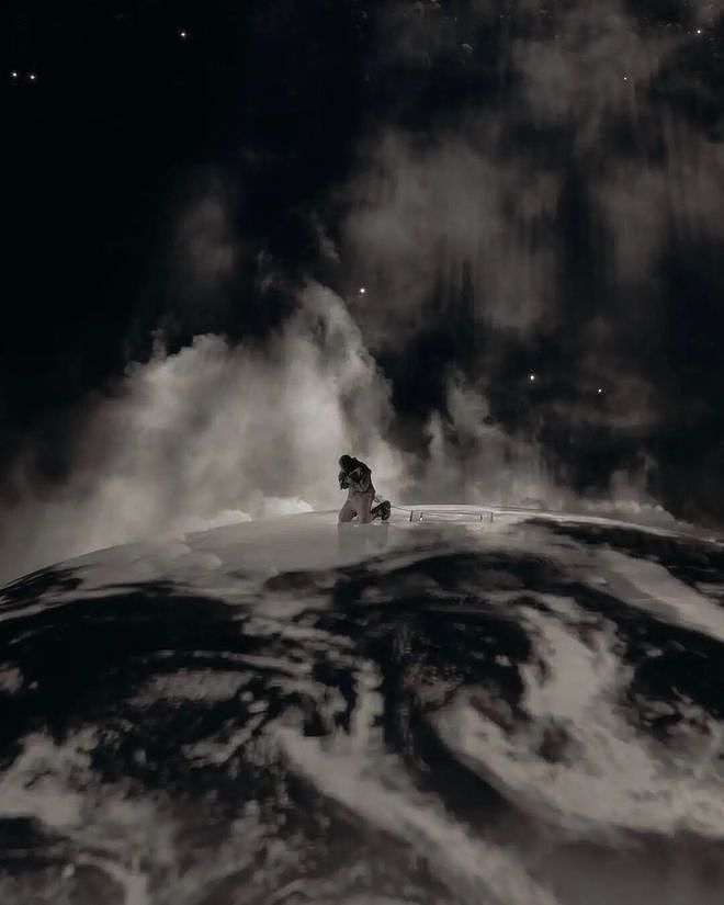 Ye土耳其12万票房打破世界纪录，Travis Scott 被指替身登台？ - 14