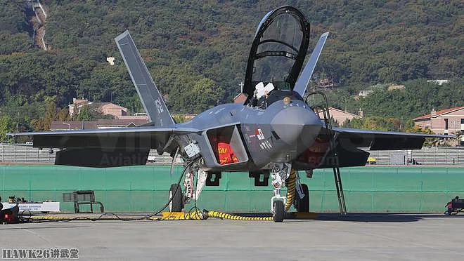 韩国KF-21双座战斗机进行试飞 空军参谋长亲自驾驶 评估操控性能 - 3