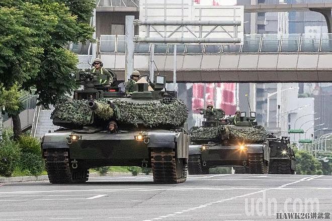 海外谈中国：M1A2T首次公开参与战备演习 伪装网的作用不容小觑 - 10