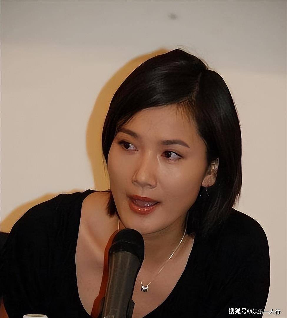 一出月子便携子净身离去，13年后她回金鹰台提名，前夫哥真高攀不起了 - 7