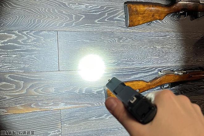 评测：傲雷科技PL X战术枪灯 聚焦亮度1000流明 按钮操作需要改进 - 7