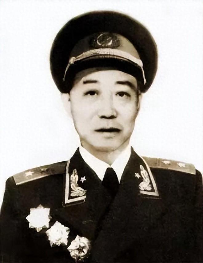 李天焕将军的长女李晓理，得知妈妈不是亲妈后，才知晓生母已牺牲 - 1