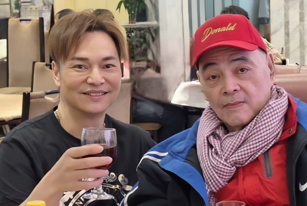 突发!香港知名歌手在养老院遭虐待,身上长满压疮一年半没洗澡 - 4