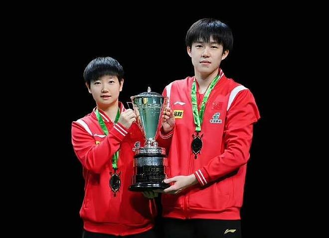 名嘴:孙颖莎王楚钦为国家荣誉打亚运混双 后面小将出不来他俩受累 - 1