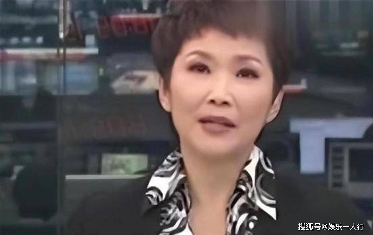 宁辛：22岁母逝父瘫，与丈夫分居22年无孩，她把“苦”字刻进了名字里 - 23