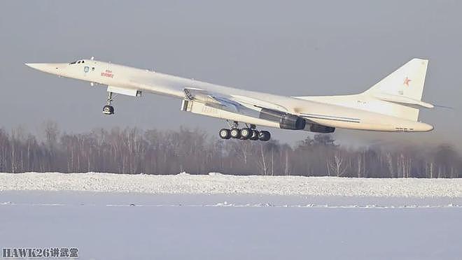 乌克兰“蛛网行动”袭击俄罗斯空军基地 13架飞机被摧毁损失惨重 - 14