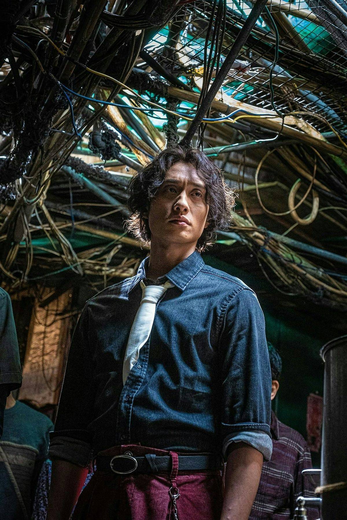 《九龙城寨之终章》拍摄发生意外，替身飞腿误伤动作演员急送医院 - 6