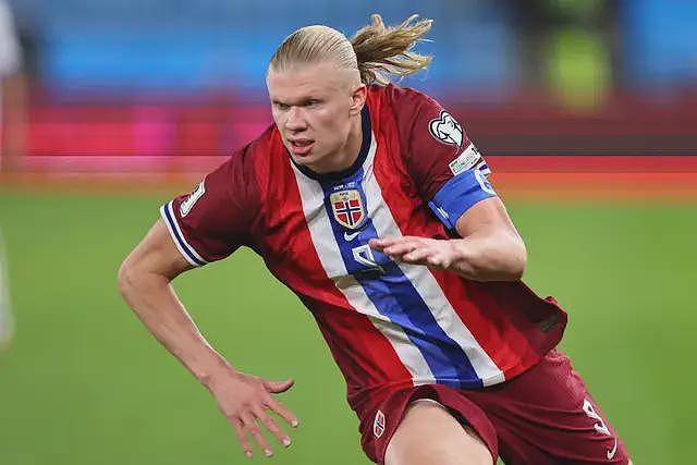 世界杯10大巨星：梅西C罗领衔 4名金球先生 法国巴西各2人 - 8