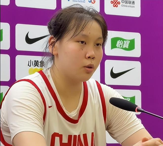 轰14+12！中国女篮15岁1米90悍将崛起：篮板怪兽曾场均砍29+20 - 1