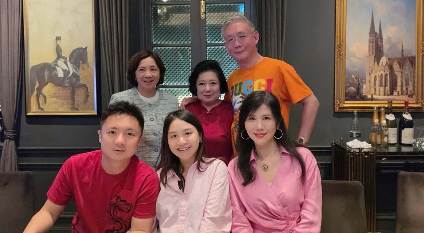 恭喜!香港知名富商终于宣布妻子怀孕,目标生五个儿子和一个女儿 - 8