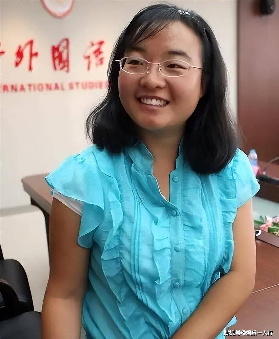 魏敏芝现状:赴美转行做导演,定居夏威夷,如今40岁胖到难辨认 - 19