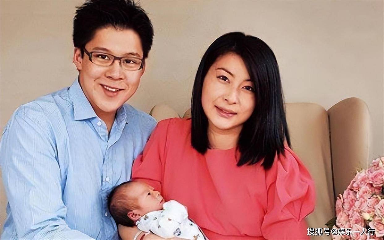豪门梦彻底破灭？郭晶晶一句没有锤死霍启山婚讯，娜然这半个月吃的流量全得吐出来 - 5