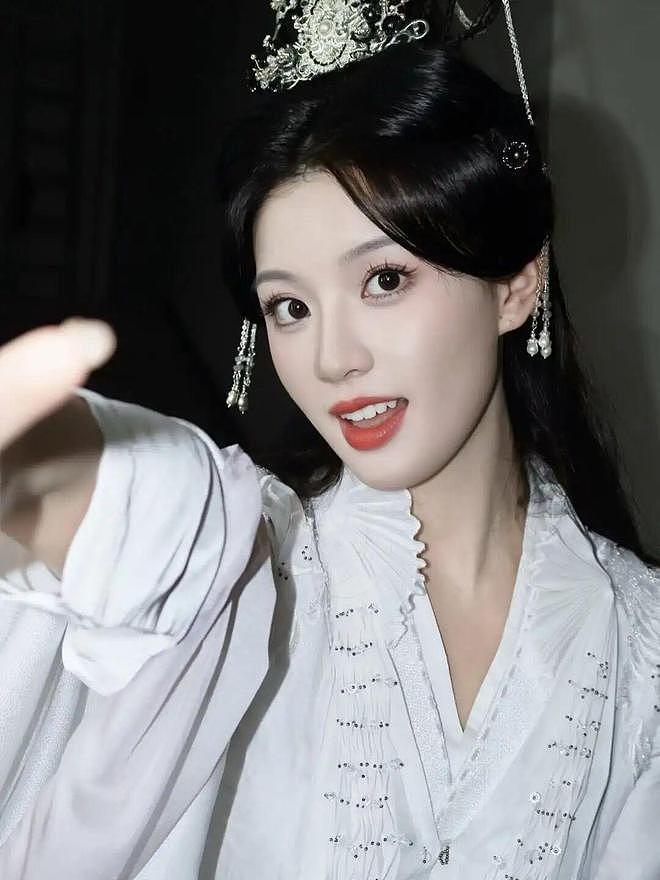 女演员陈沐琳，看过她演的短剧吗？ - 9