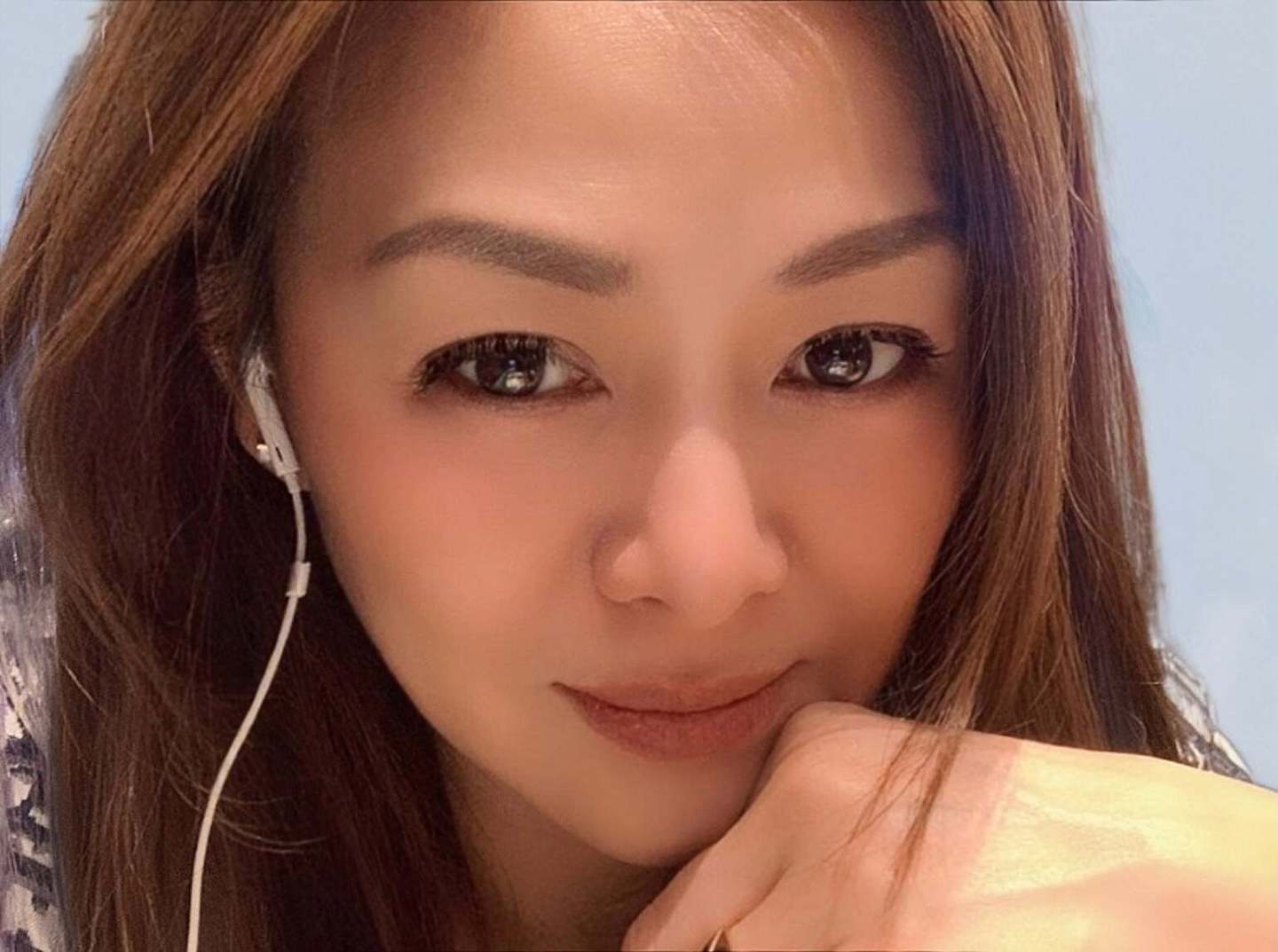香港知名女星时隔三十几年复出，半月减肥近10斤，不愿整容和医美 - 6