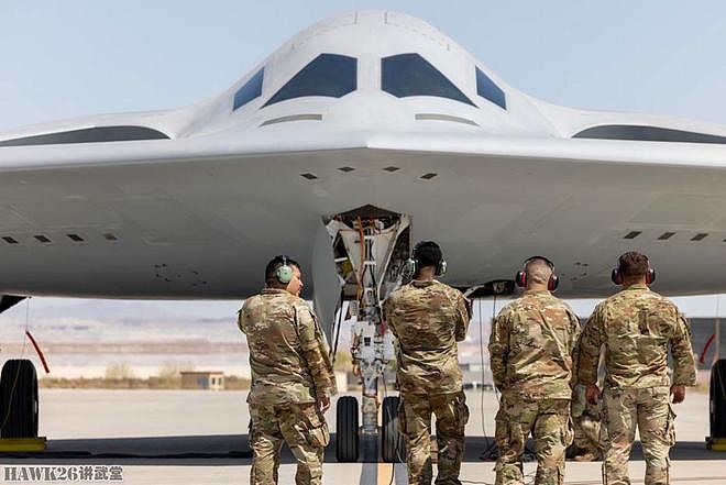 B-21“突袭者”隐形轰炸机进入战备状态 美国现代化改造空军基地 - 10